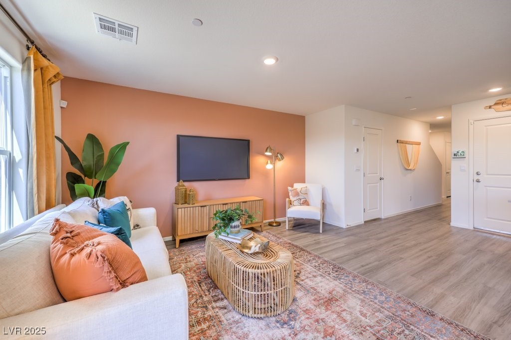 6188 Lily Garden Street 110