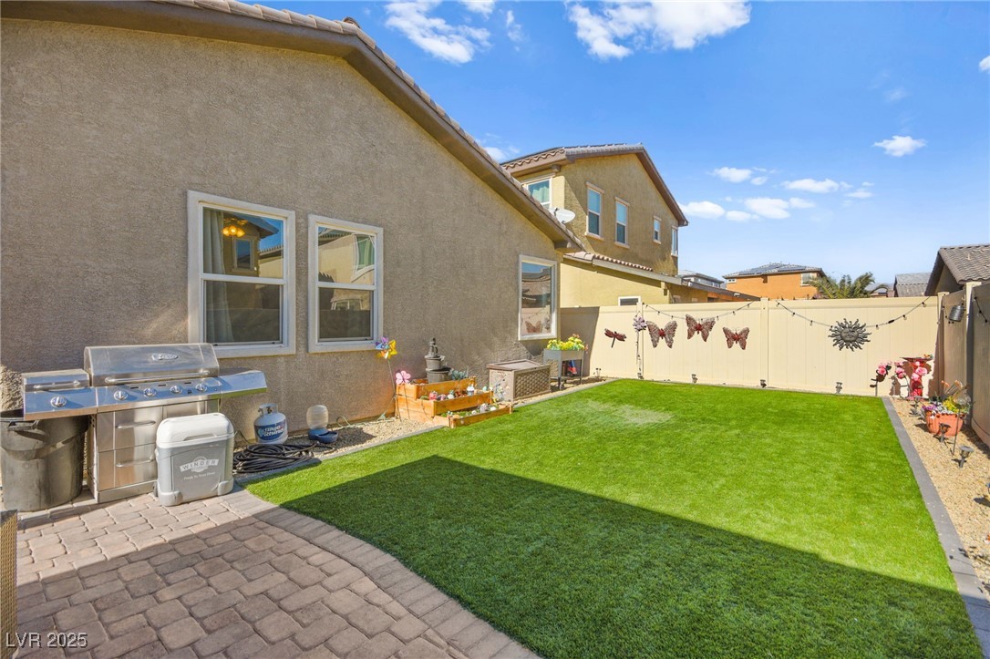5444 White Barn Court