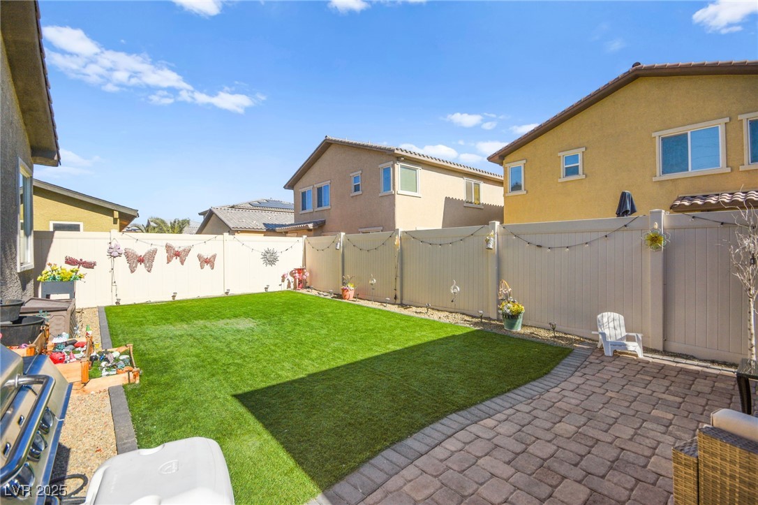 5444 White Barn Court
