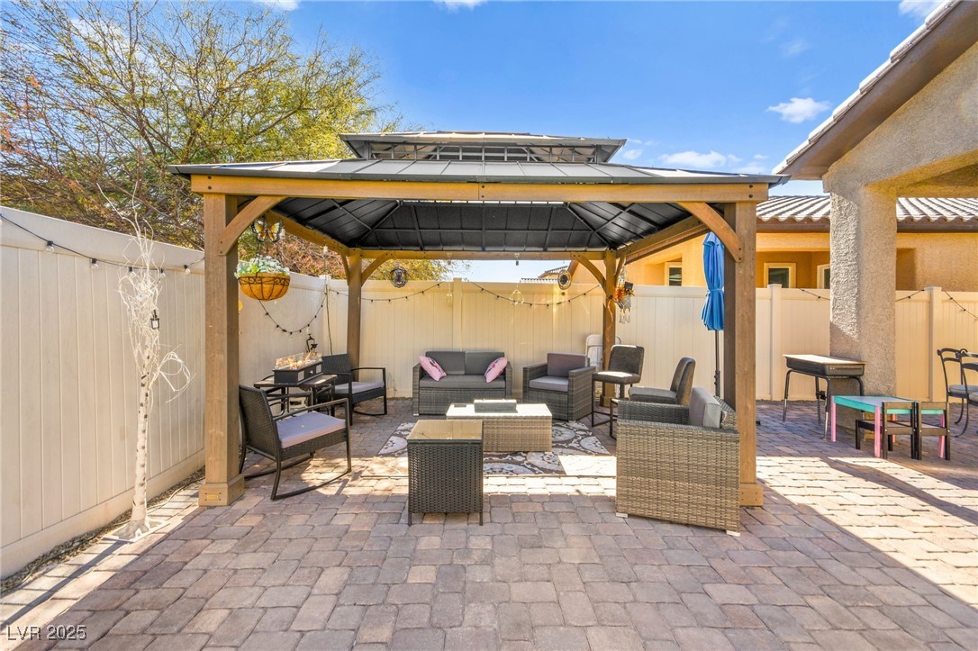 5444 White Barn Court