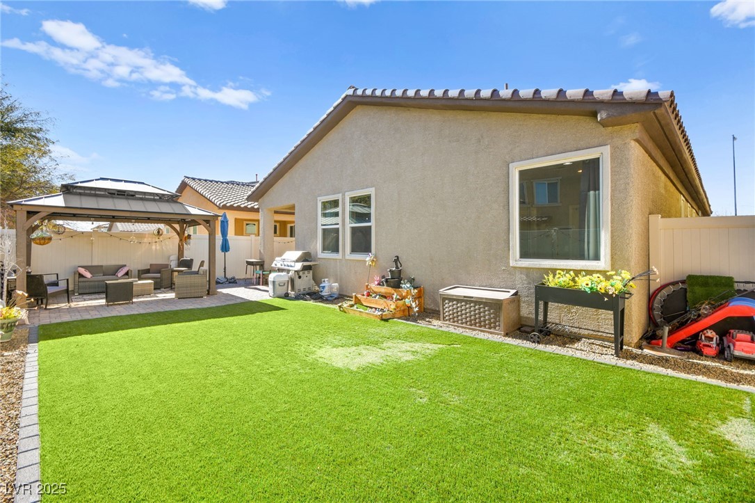 5444 White Barn Court