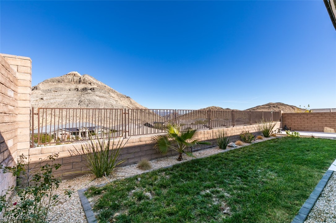 11130 Red Yucca Drive