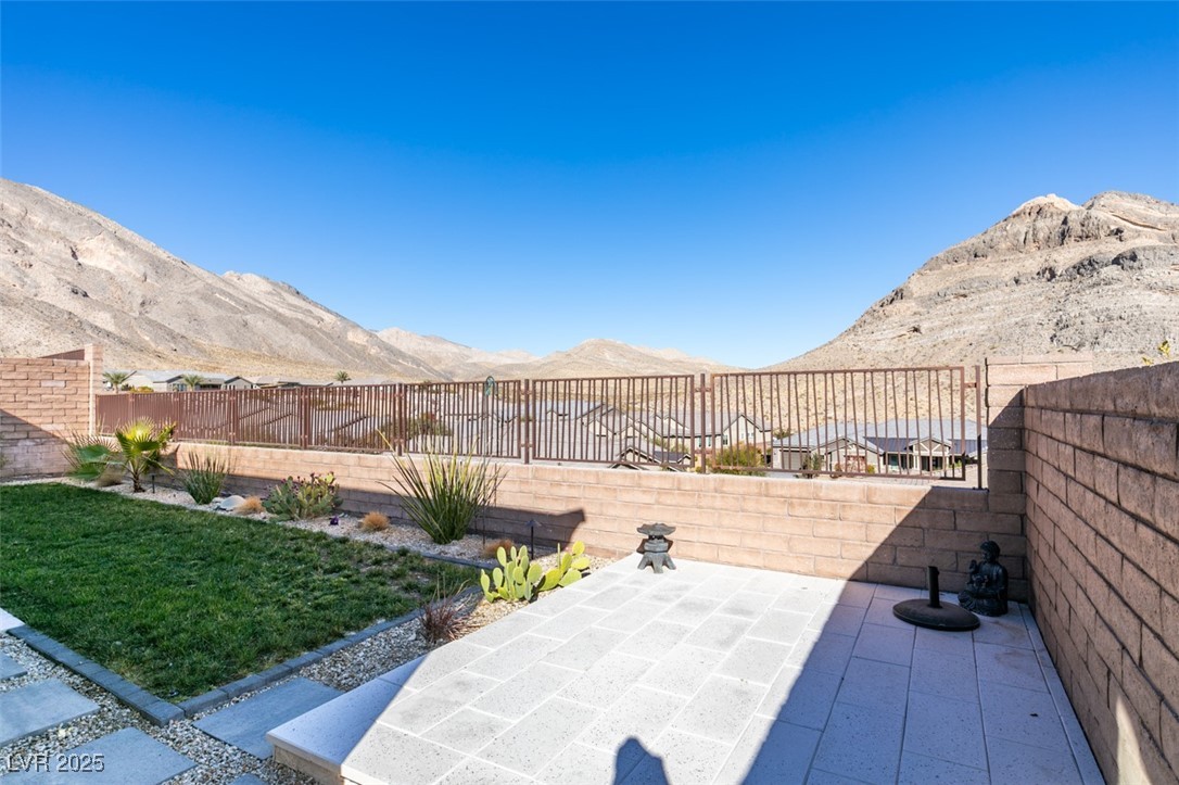 11130 Red Yucca Drive
