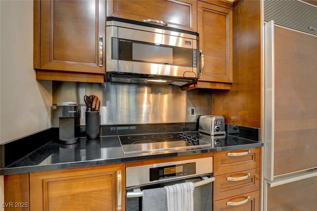 125 East Harmon Avenue 3214