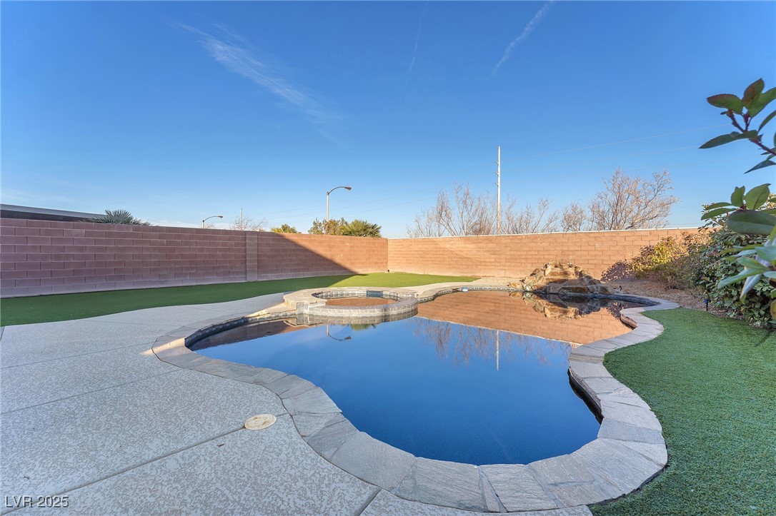 11156 Hickory Glen Street
