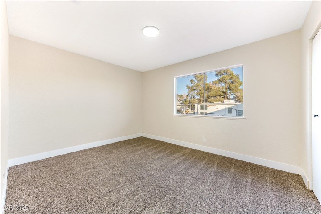 5153 Woodruff Place