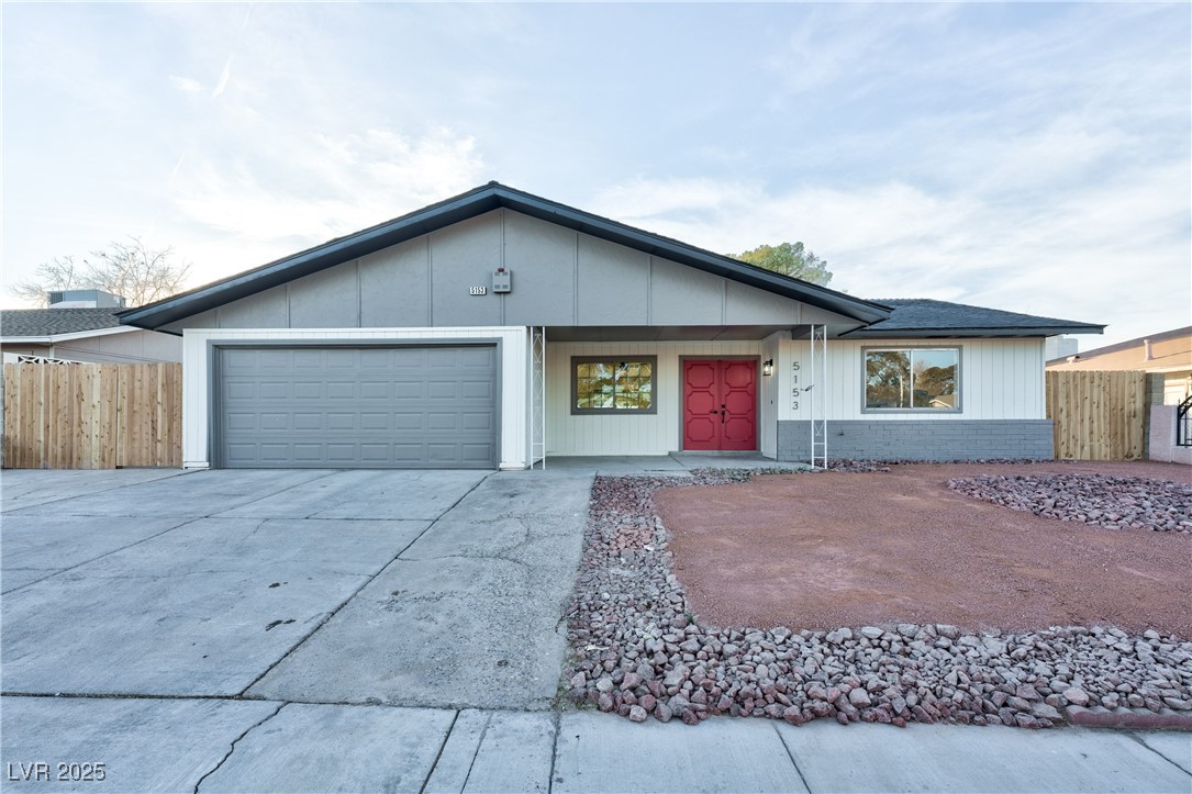 5153 Woodruff Place