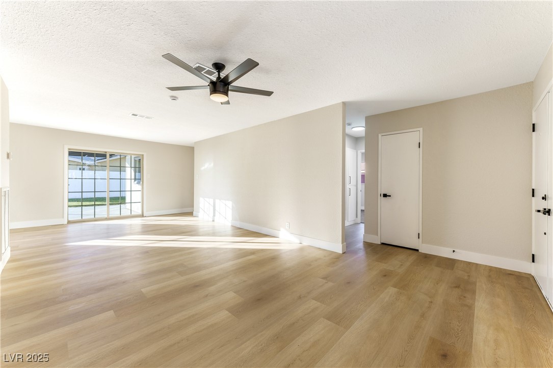 5153 Woodruff Place