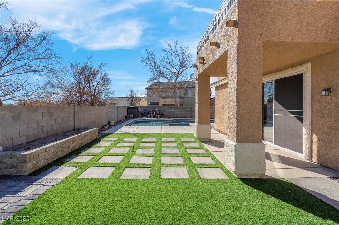 1736 Hill Canyon Lane