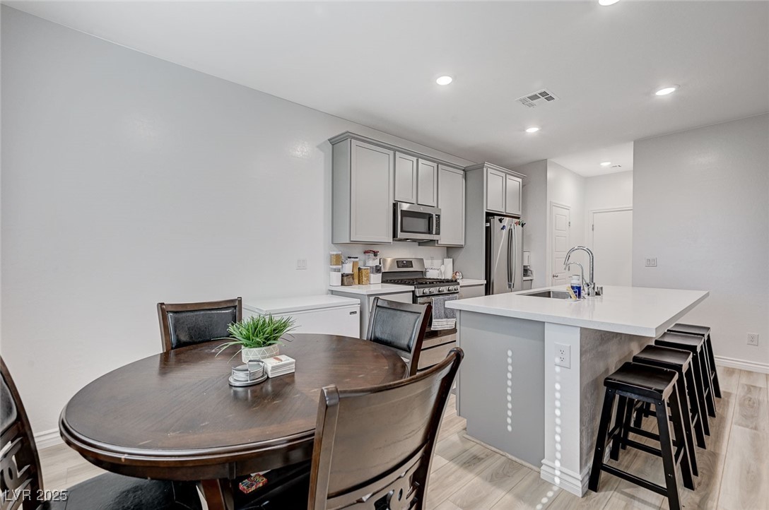 9969 Iron Creek Avenue