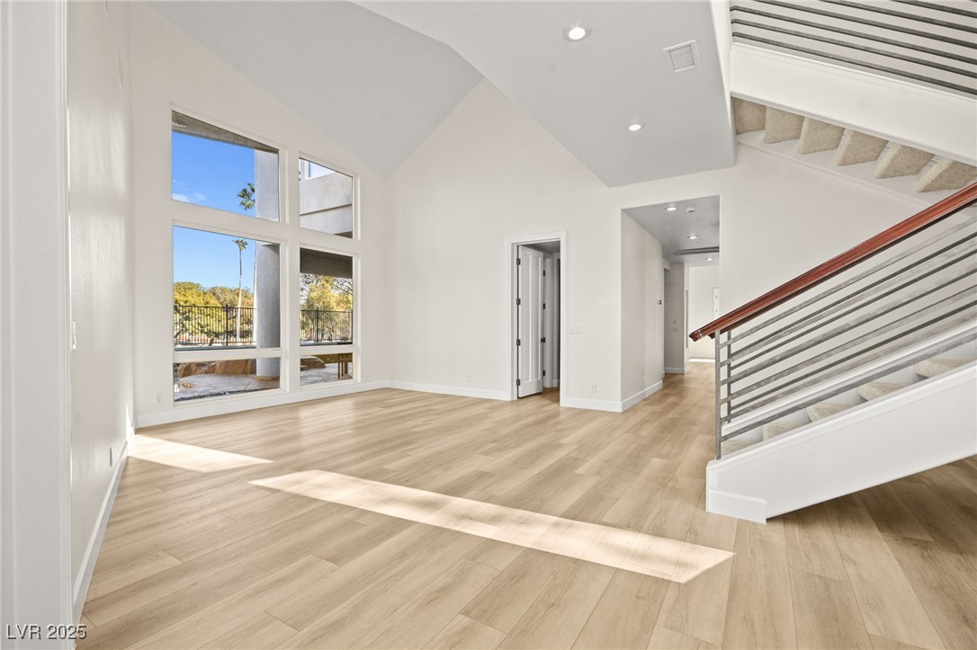 8600 Titleist Circle