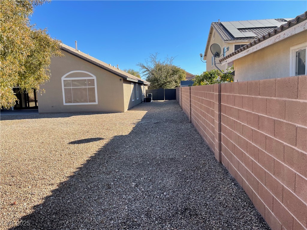 7405 Chorleywood Way
