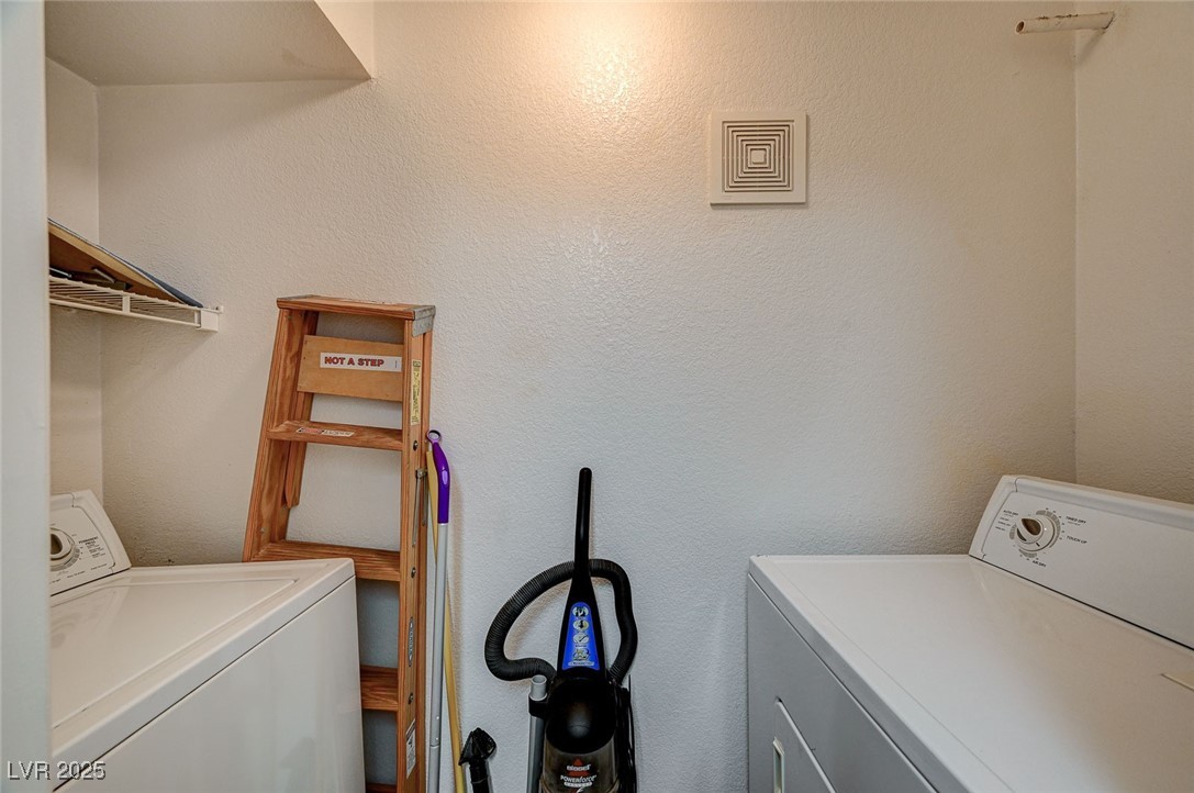 8101 West Flamingo Road 2080