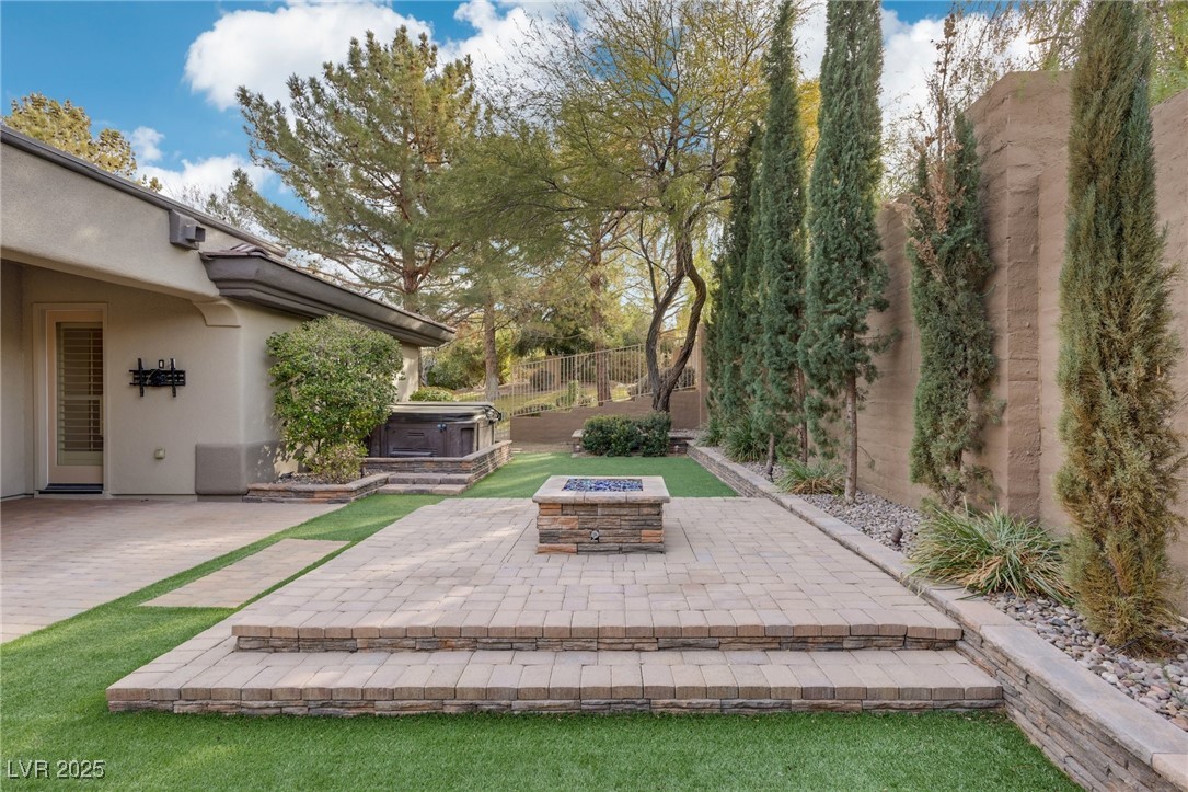 3 Glendora Court