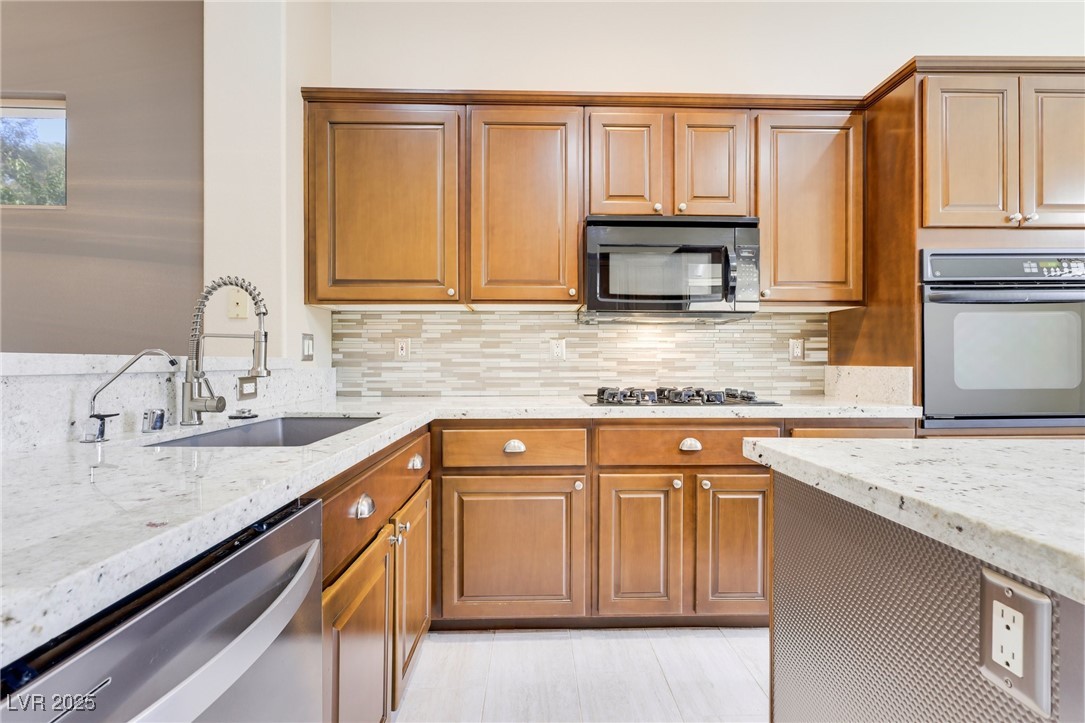 3 Glendora Court