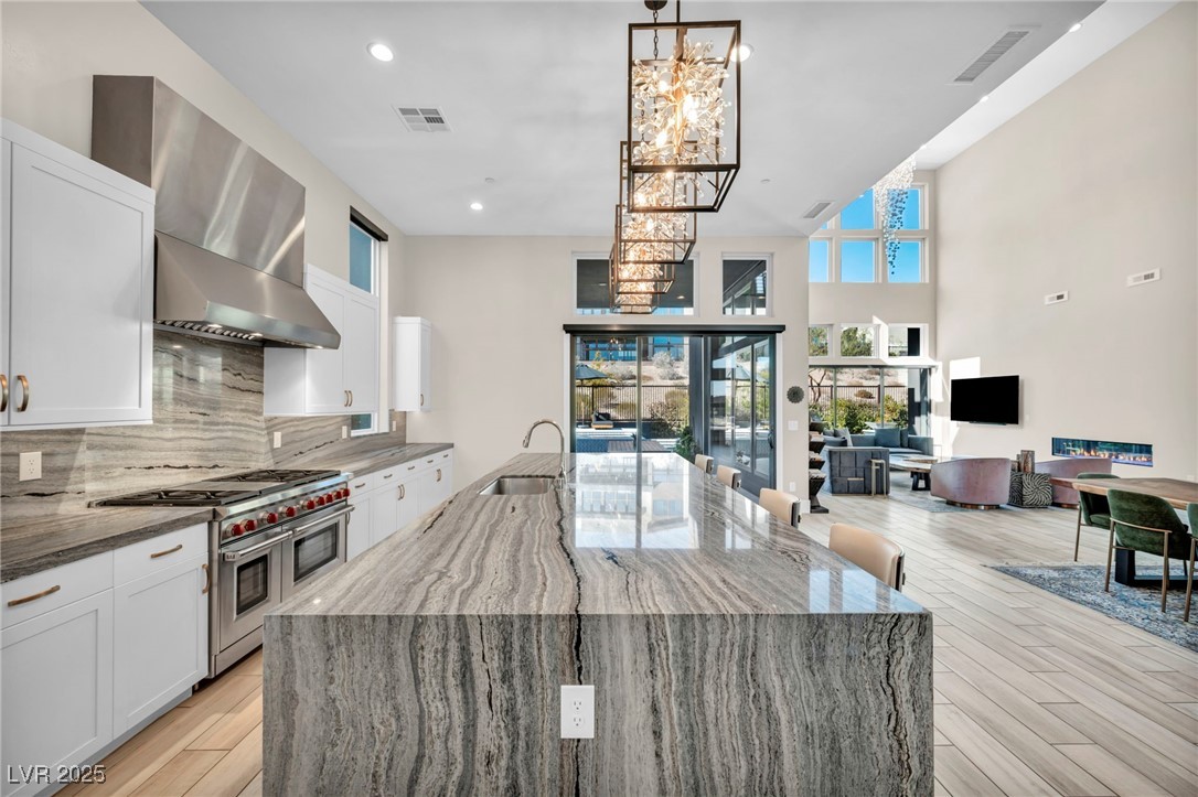 10896 Tranquil Hills Way