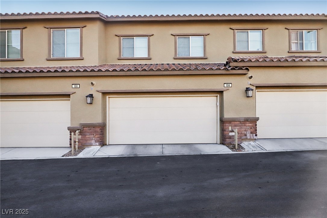 104 Alamere Falls Drive