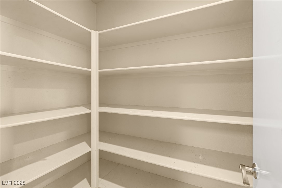 1365 Tranquil Skies Avenue