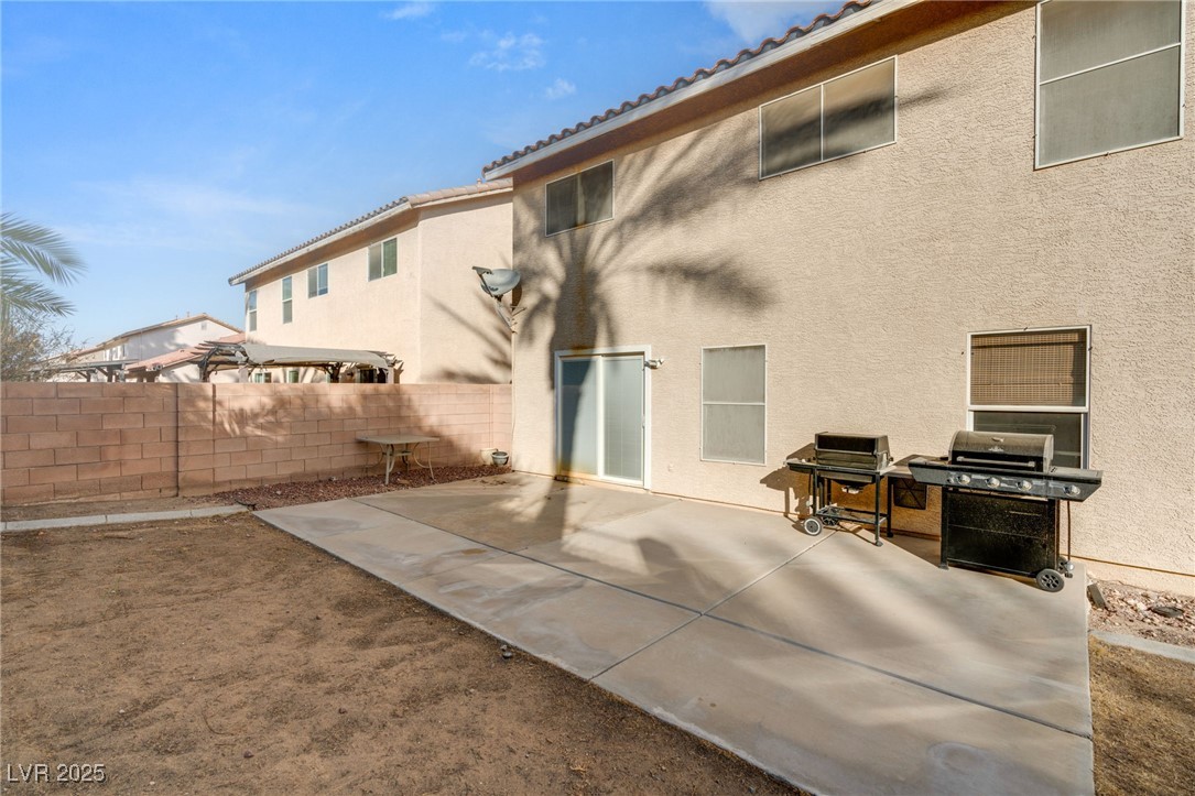 1365 Tranquil Skies Avenue