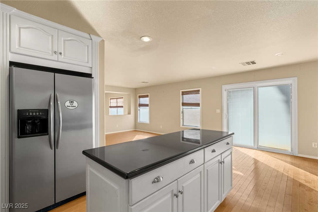 1365 Tranquil Skies Avenue