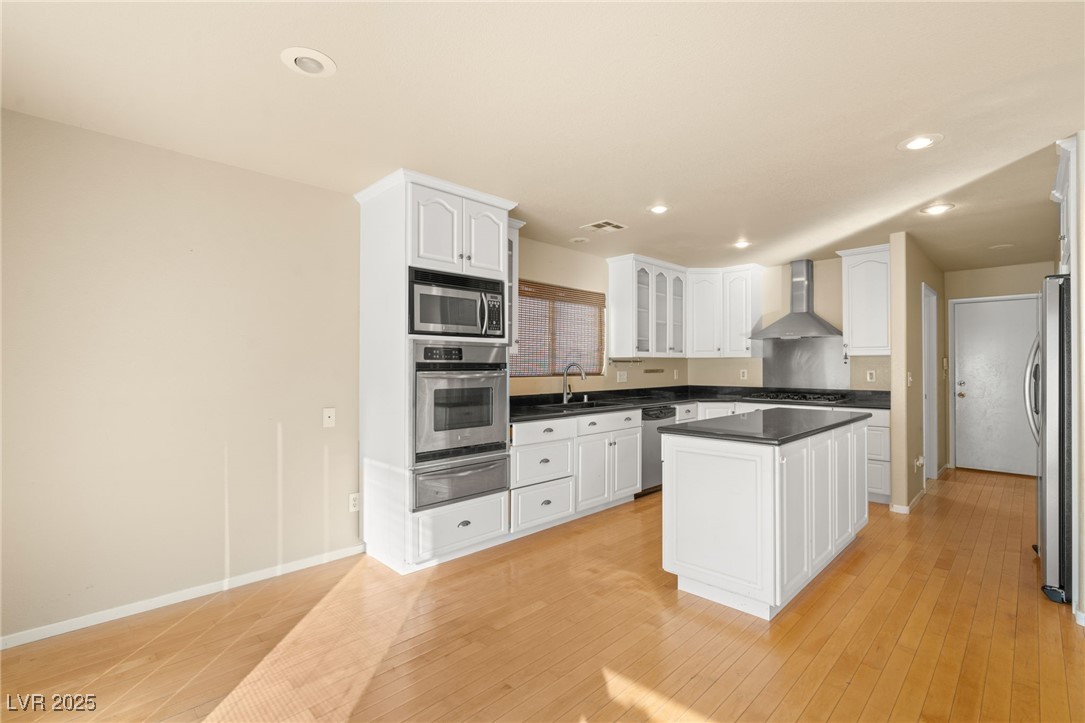 1365 Tranquil Skies Avenue