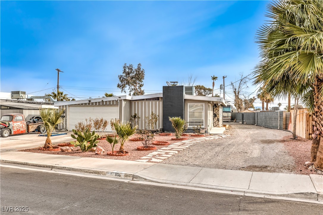 108 South Mallard Street