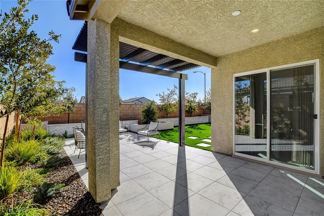 9016 Skye Canyon Ranch Street