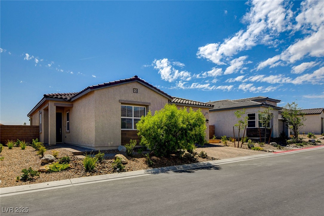 9016 Skye Canyon Ranch Street
