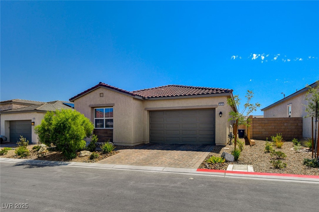 9016 Skye Canyon Ranch Street
