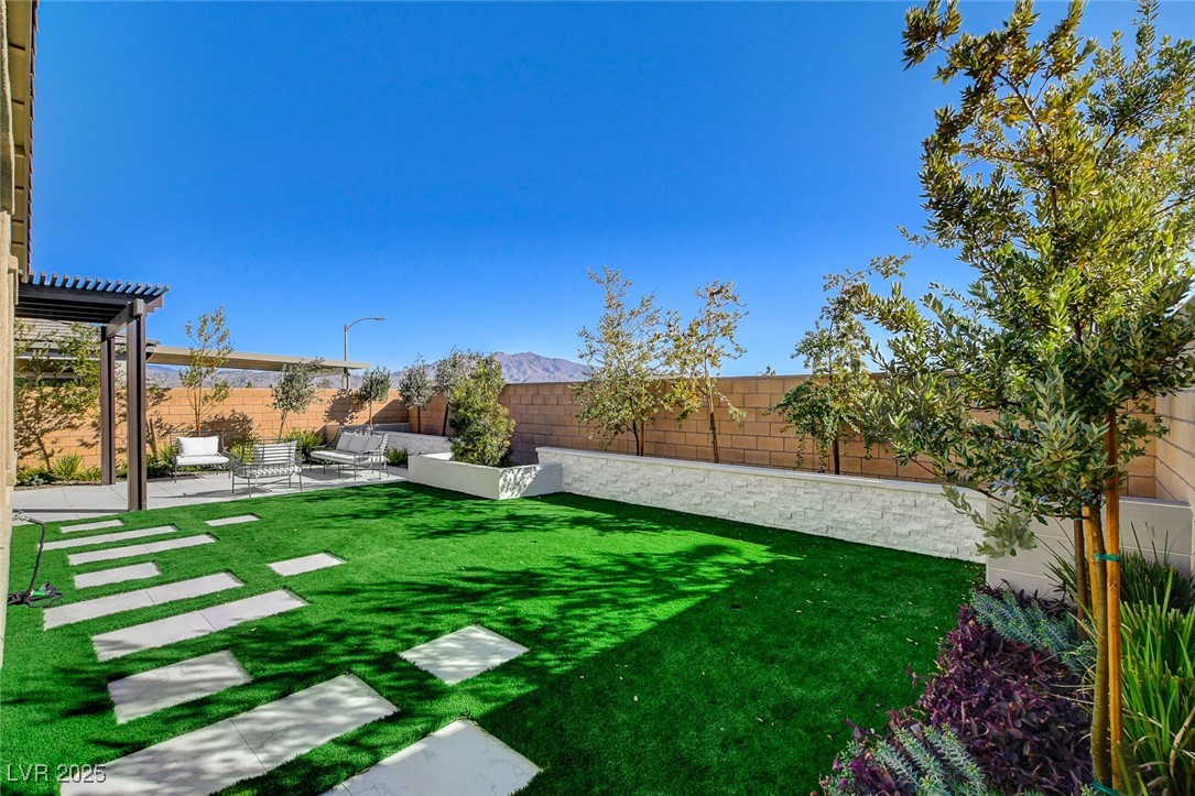 9016 Skye Canyon Ranch Street