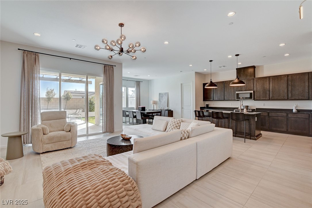 9016 Skye Canyon Ranch Street