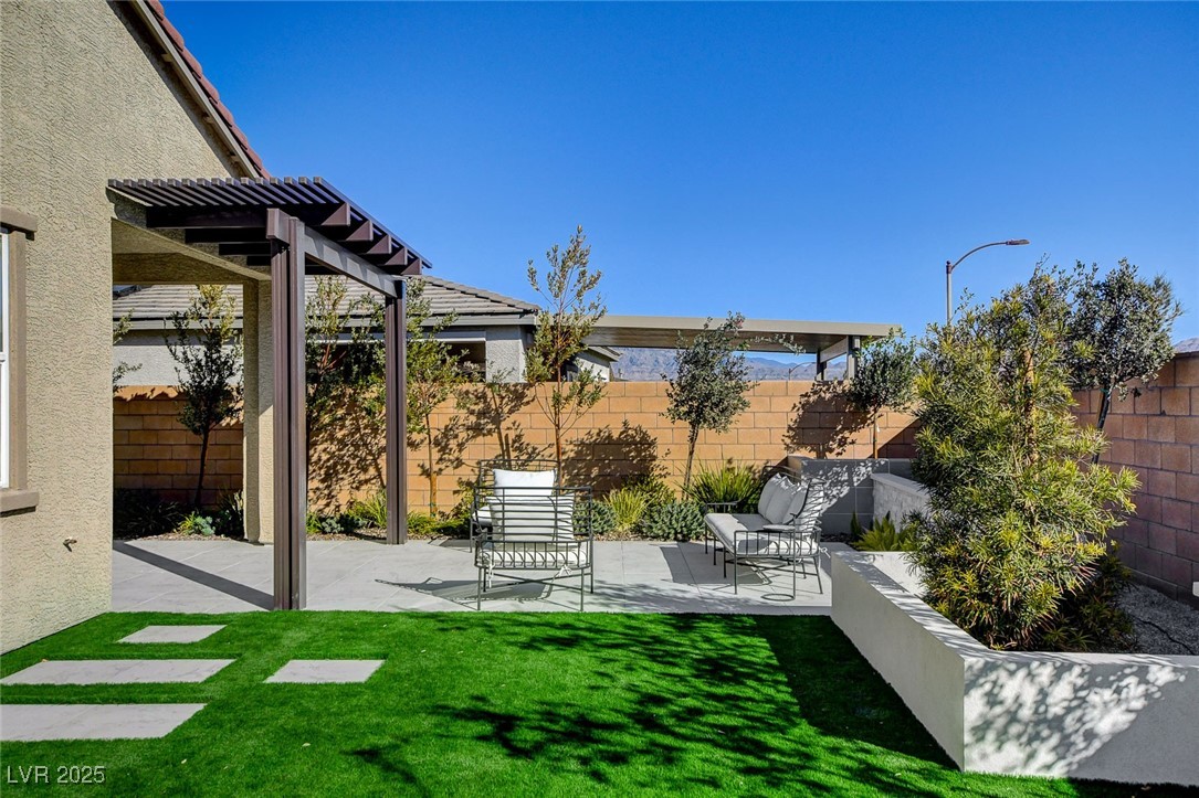 9016 Skye Canyon Ranch Street