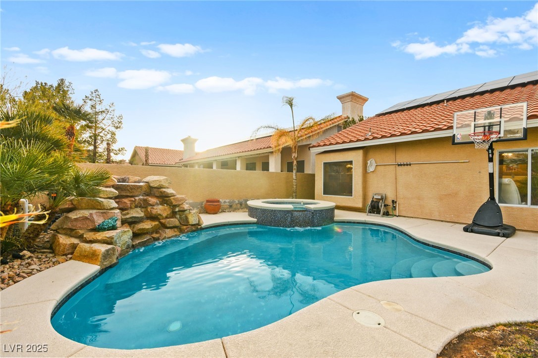 1504 Castle Crest Drive