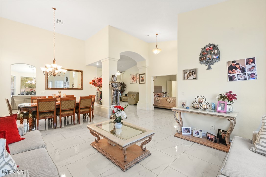 1504 Castle Crest Drive