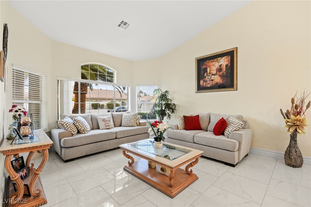 1504 Castle Crest Drive
