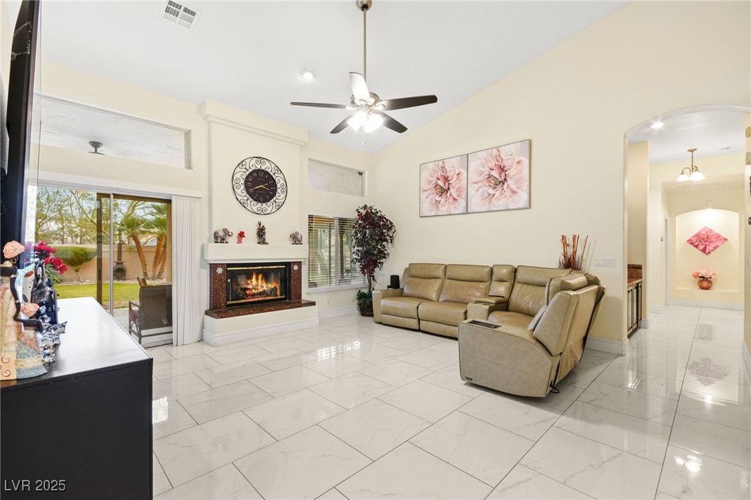 1504 Castle Crest Drive