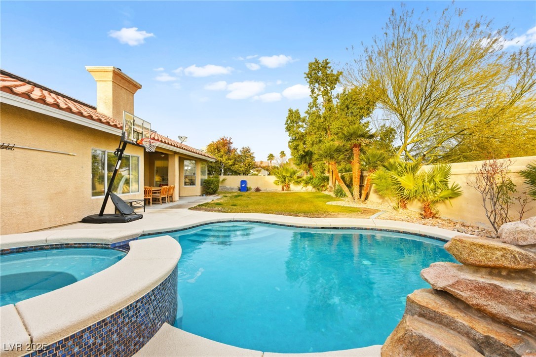 1504 Castle Crest Drive