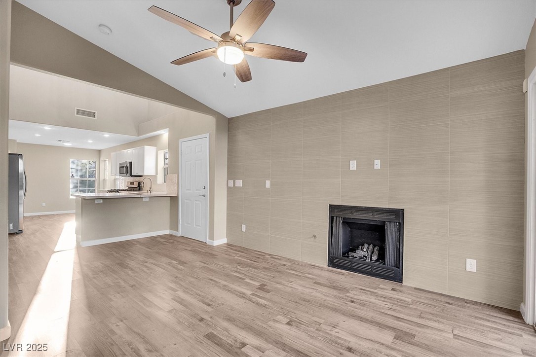 558 Poplar Leaf Street