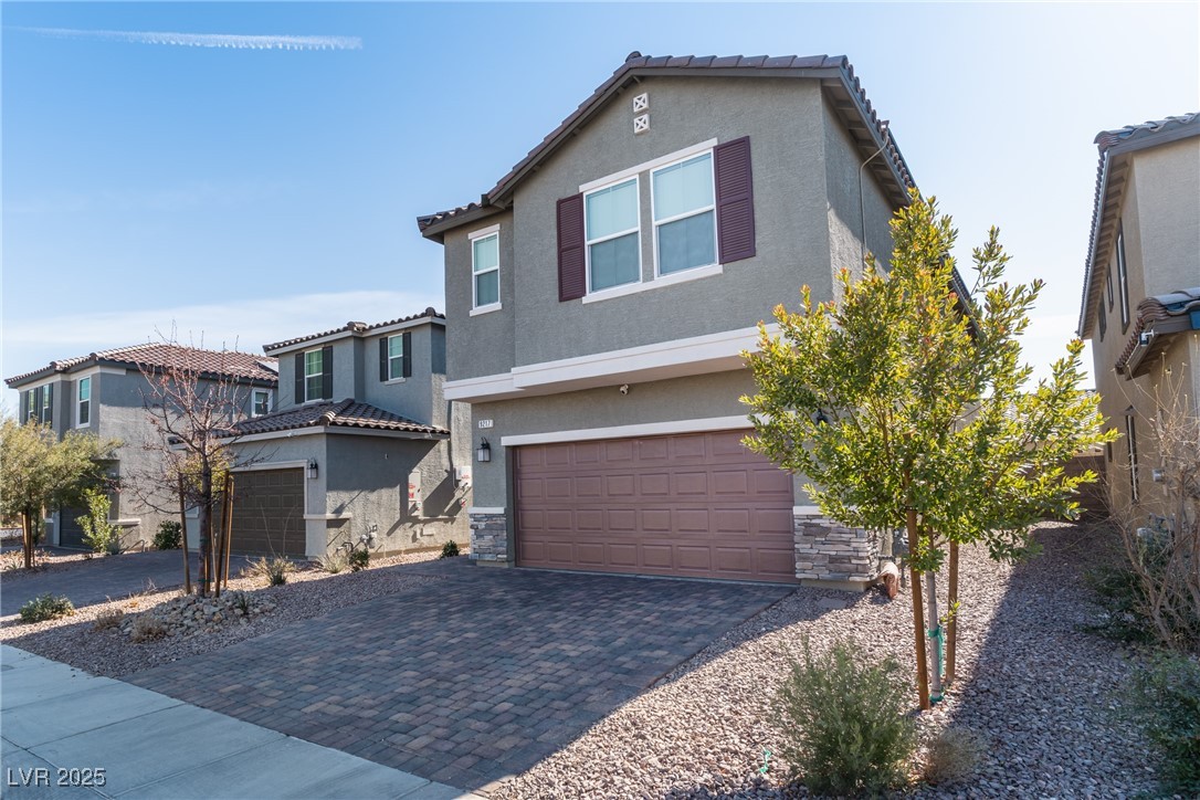 9217 Quartz Hills Avenue