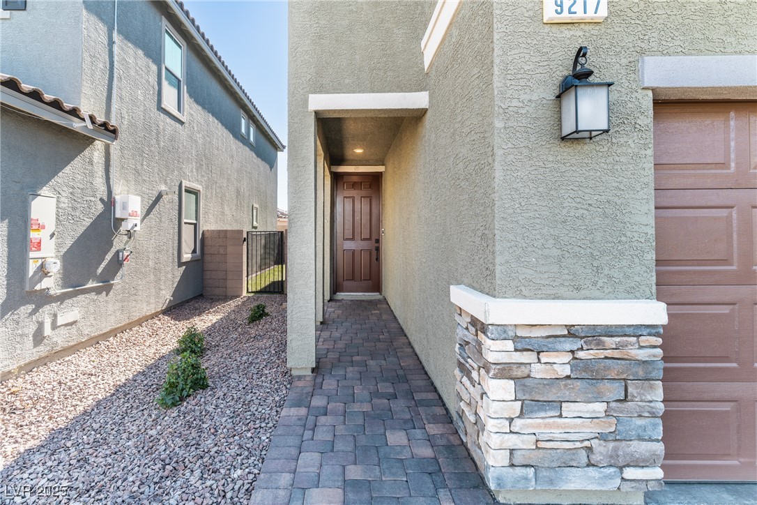 9217 Quartz Hills Avenue