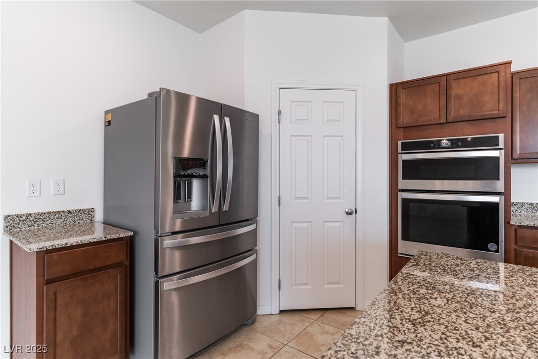 9217 Quartz Hills Avenue