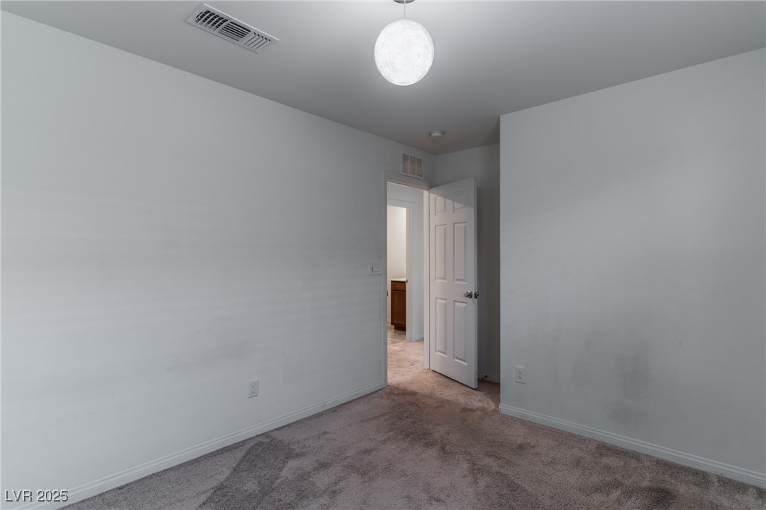 9217 Quartz Hills Avenue