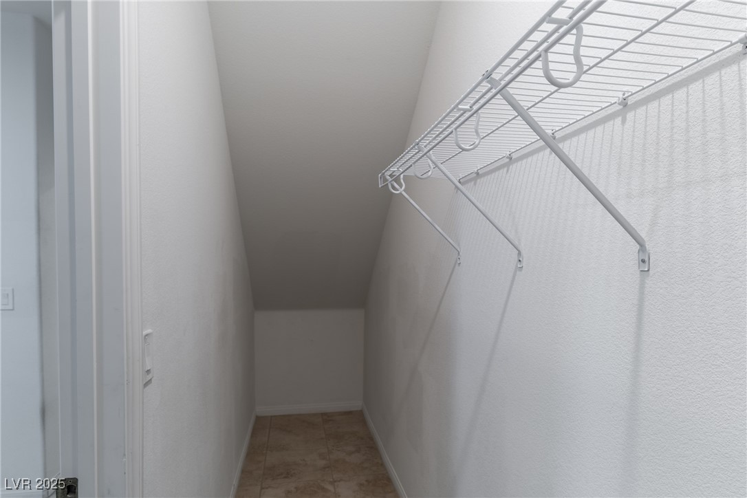 9217 Quartz Hills Avenue