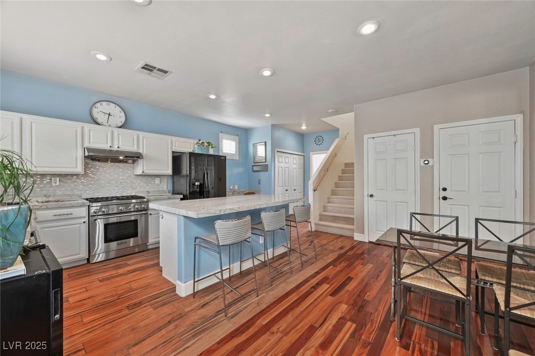 6748 Wormwood Lane