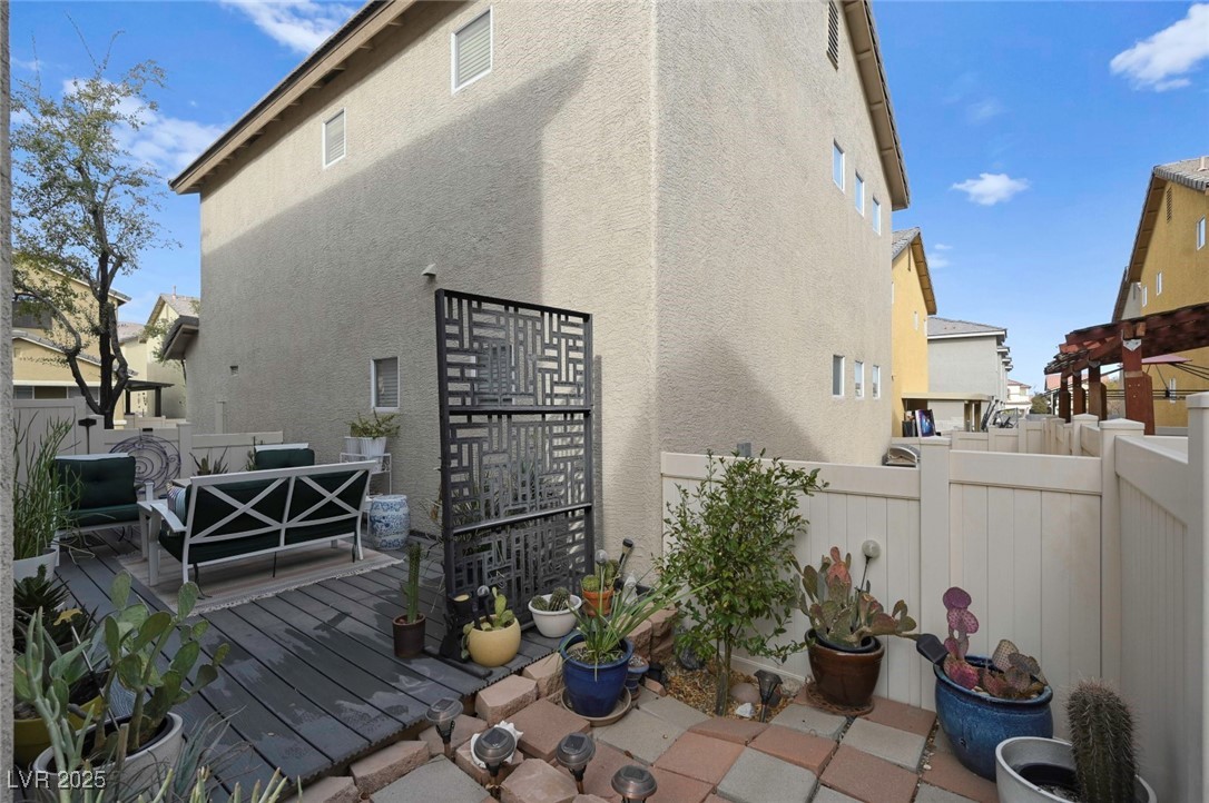 6748 Wormwood Lane
