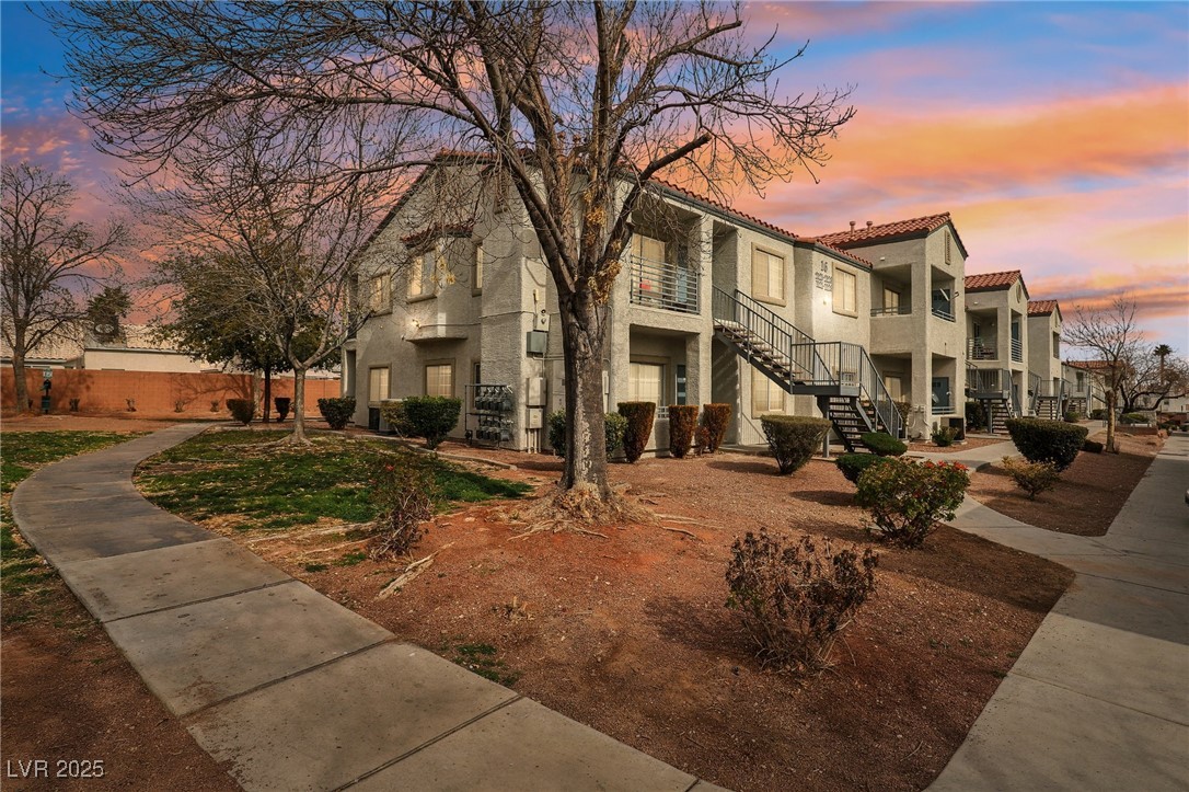 3318 North Decatur Boulevard 1122