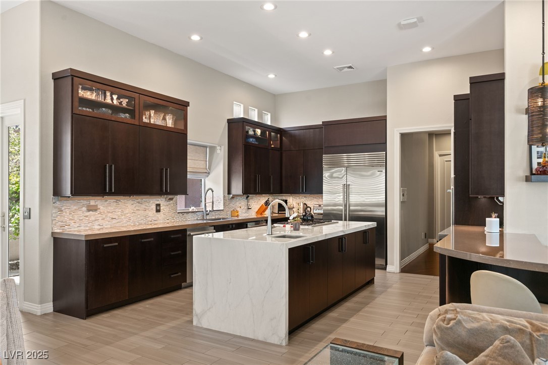 9113 Golden Eagle Drive