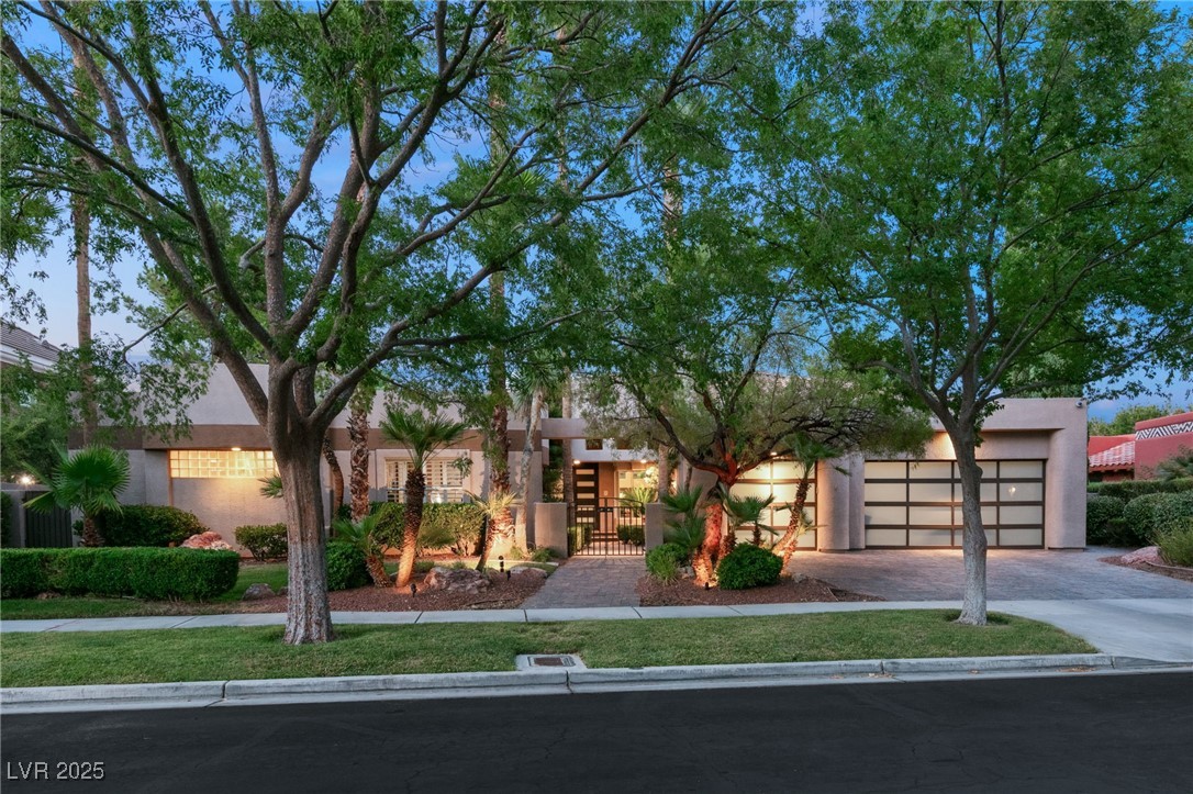 9113 Golden Eagle Drive