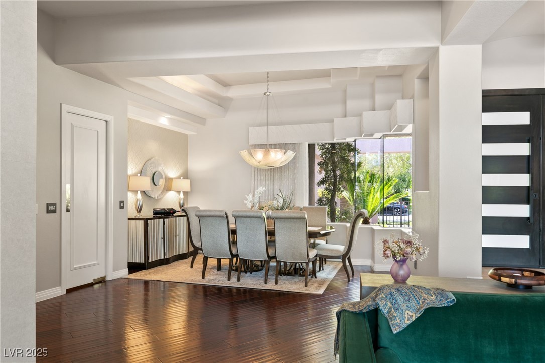 9113 Golden Eagle Drive