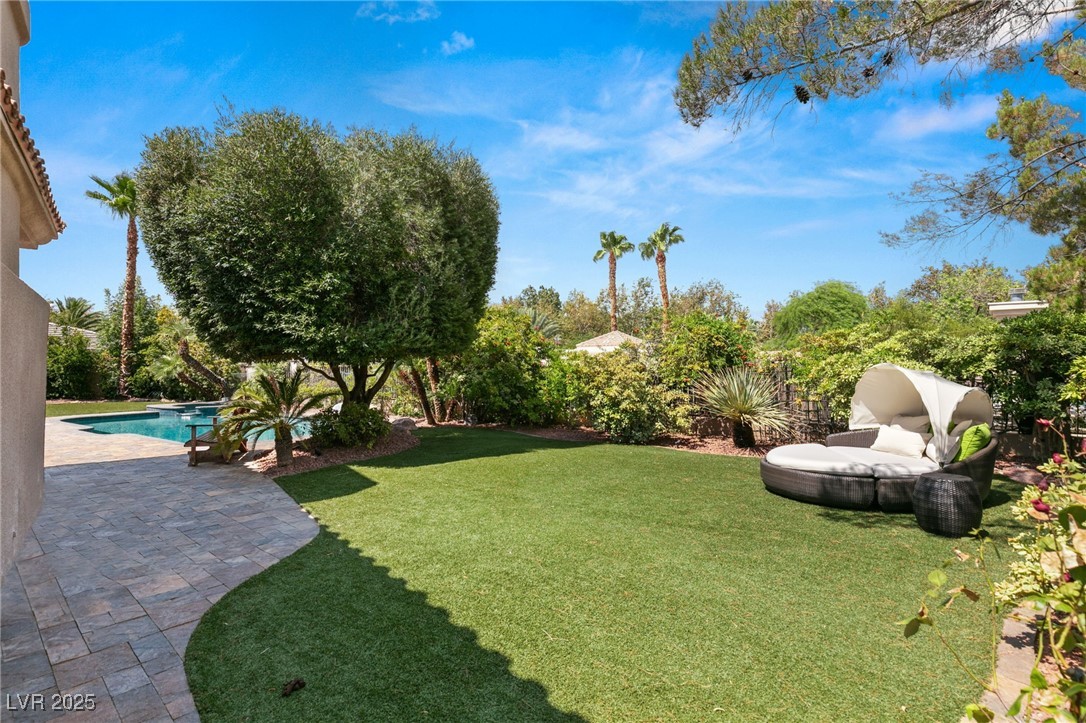 9113 Golden Eagle Drive